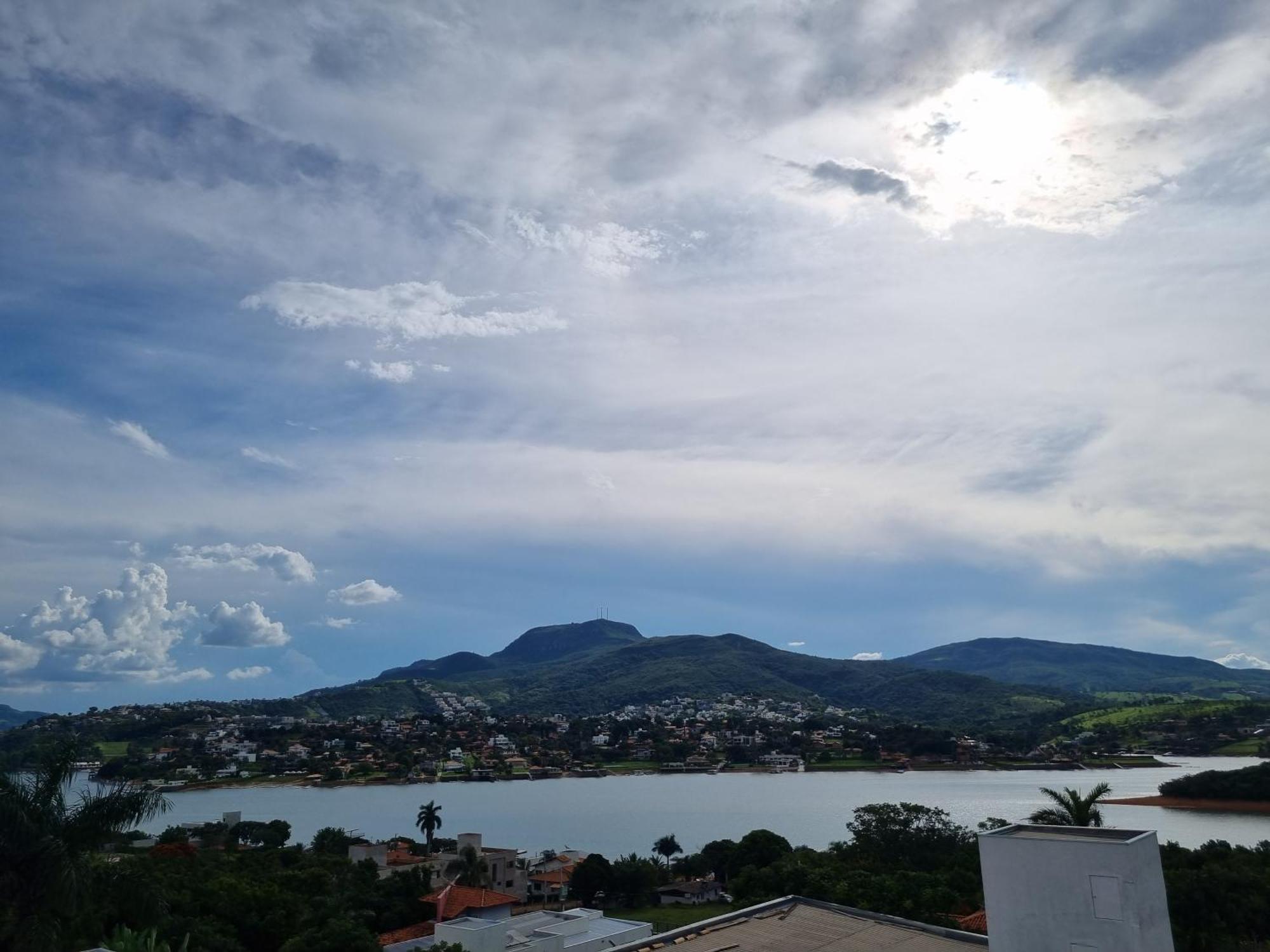 Recanto Brenda - Casa Luxo Capitolio Com Vista Pro Lago, Escarpas E Morrochapeu Extérieur photo