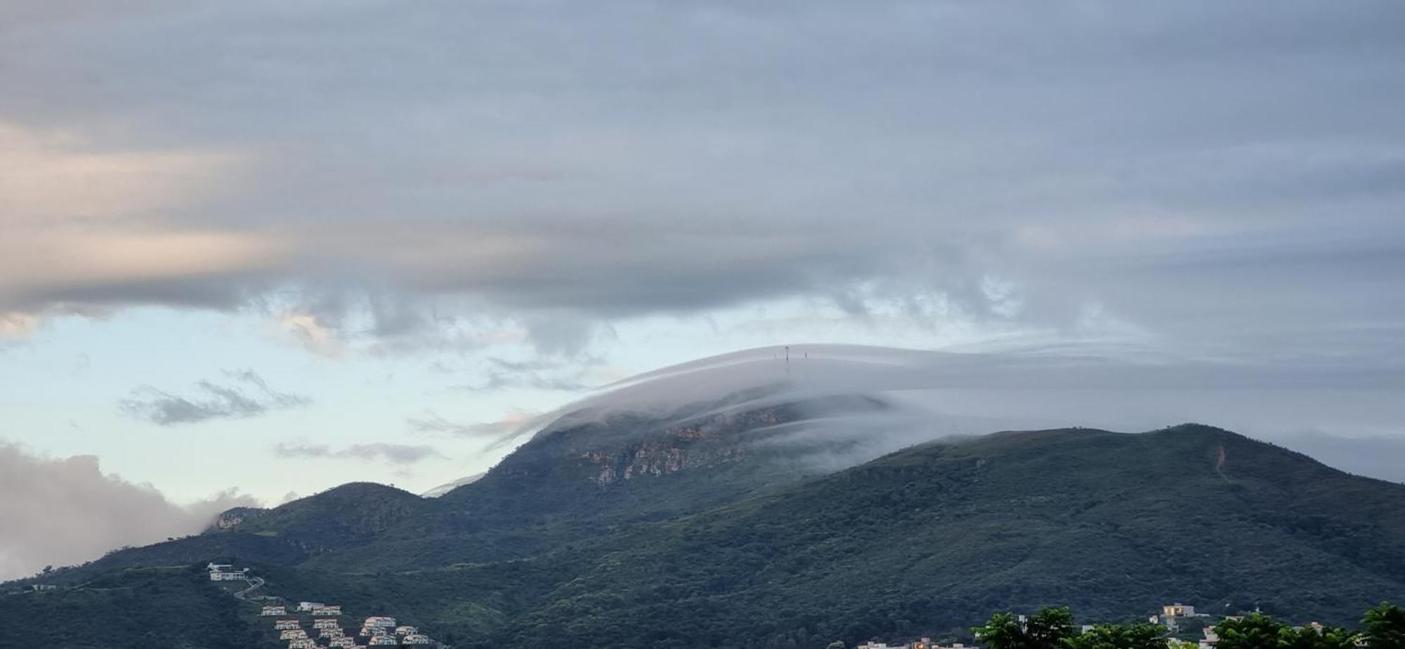 Recanto Brenda - Casa Luxo Capitolio Com Vista Pro Lago, Escarpas E Morrochapeu Extérieur photo